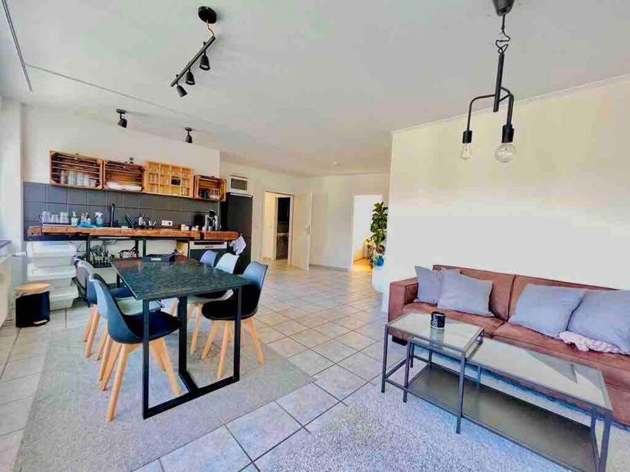 Zentrales Grosszuegiges Apartment Mit Dachterrasse! Бохум Экстерьер фото